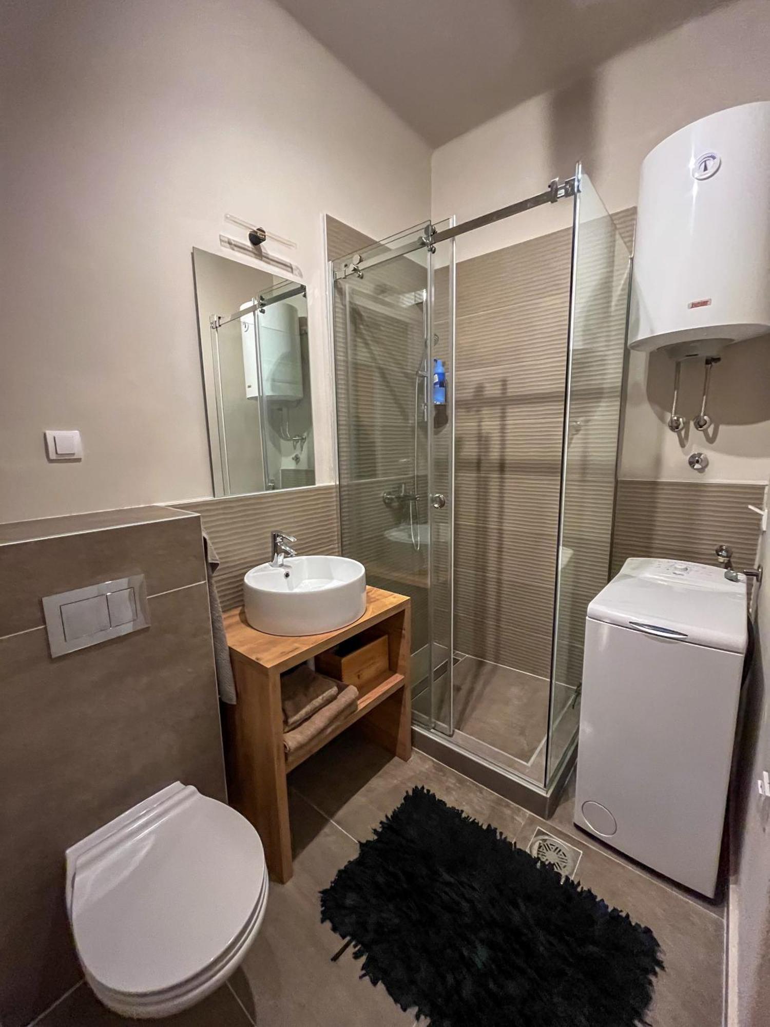 Two Bedroom Apartment Near Slavija Square Belgrad Exterior foto